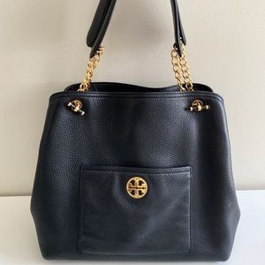 Tory Burch Chelsea Slouchy Tote